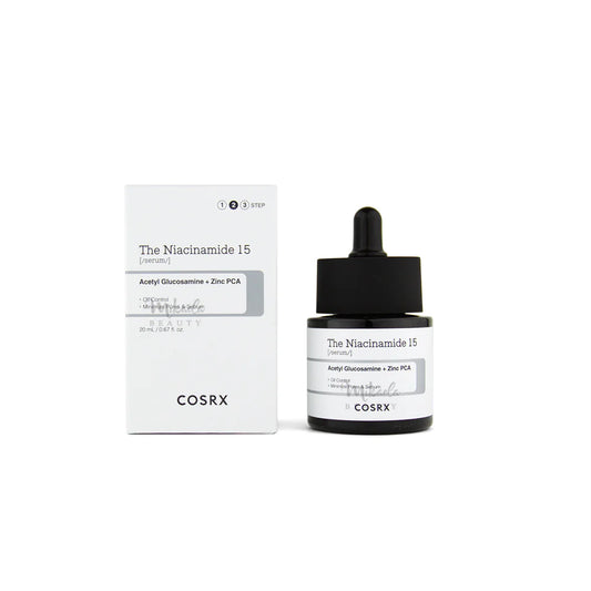 Imagem de COSRX The Niacinamide 15 Serum, um sérum formulado com 15% de niacinamida que reduz a aparência de manchas escuras, melhora a textura da pele, controla a oleosidade e previne novos surtos de acne. Ideal para quem busca uma pele mais uniforme, radiante e com menos oleosidade