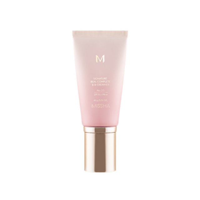 Imagem do MISSHA M Signature Real Complete BB Cream, que oferece cobertura natural e hidratação, combinando cuidados antienvelhecimento e proteção UV. Ideal para todos os tipos de pele, especialmente maduras, proporcionando um acabamento suave, uniforme e luminoso, enquanto cuida da elasticidade e firmeza da pele.