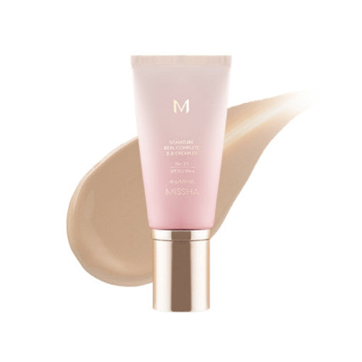 Imagem do MISSHA M Signature Real Complete BB Cream, que oferece cobertura natural e hidratação, combinando cuidados antienvelhecimento e proteção UV. Ideal para todos os tipos de pele, especialmente maduras, proporcionando um acabamento suave, uniforme e luminoso, enquanto cuida da elasticidade e firmeza da pele.